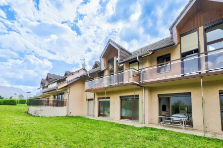 La Parenthèse Enchantée Отели в г. Севрие