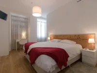 Lagoa Hostel & Suites Hotels in Lagoa