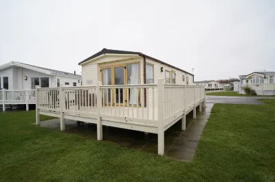 3 Bedroom Caravan at Manor Park Hunstanton