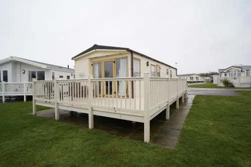 Caravan - Sleeps 8 - Pets Ok - Parking Hotels in Hunstanton