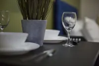 BV Royal Comfy Studiosuite Queensgate Huddersfield Hotel a Lepton