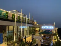 ホテル ヌールジャハン グランド シャジャイ科学技術大学周辺のホテル