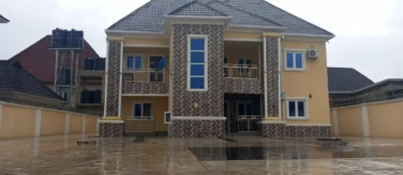 De-Convenant Apartment Short Term Rental