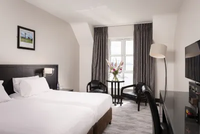 Redcastle Hotel Hotels in 