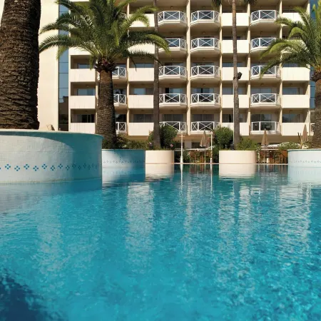 AC Hotel by Marriott Ambassadeur Antibes - Juan Les Pins