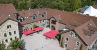 Classicx Landhaus & Hotel - Bed & Breakfast Hotels in Gensingen