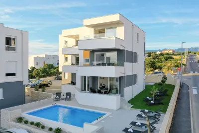 Pool Apartments Banta B Hotels in Opcina Novalja