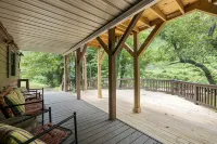 River's Edge Hotels in Dillsboro
