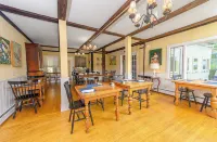 Brass Lantern Inn - breakfast