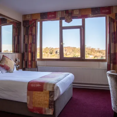West County Hotel Hotels near Phoenix Park