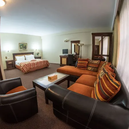 Atrium Hotel Ateneu City Center