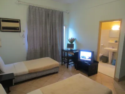 Hotel Beausejour Mirabel Hotels near Bonaberi
