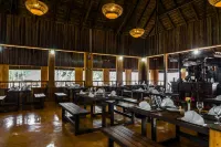 Maaha Beach Resort - breakfast