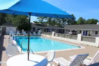 St. Michaels Inn - Pools