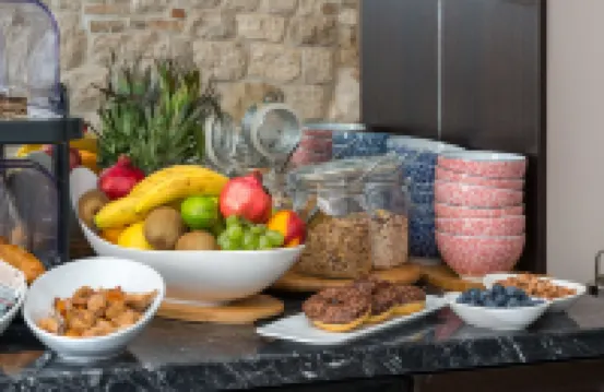 Grand Promenade Suite - Tale of the Sea