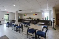 Quality Inn I-75 West Chester-North Cincinnati - parking