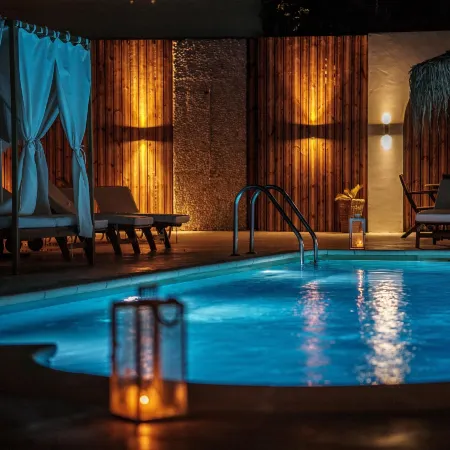 Manias Hotel Apartments