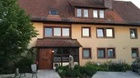 Gasthof Linden & Wildkräuterhotel Hotels in Colmberg