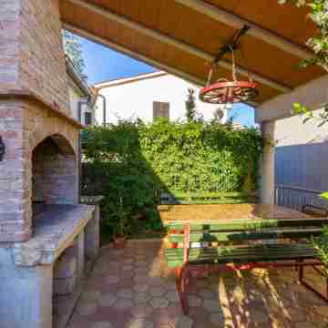 Apartment in Medulin Near the Sea Hotel Exterior