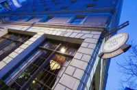 Mayflower Park Hotel Hotels near Lemieux Library and McGoldrick Learning Commons