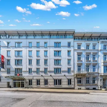 Ibis Hamburg Alster Centrum Отели рядом с достопримечательностью «Озеро Ауссенальстер»