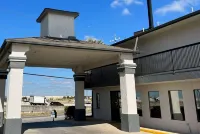 Days Inn by Wyndham Morgan's Wonderland / IH-35 N Hotels in Windcrest