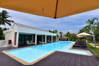 Mook Lamai Resort and Spa Hotels in Koh Ngai