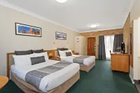 Coopers Colonial Motel Hotels in Darra