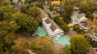 Canalside Inn