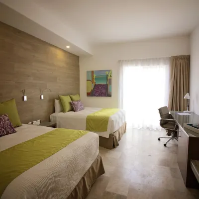 Hotel Catedral la Paz Hotels near Malecon