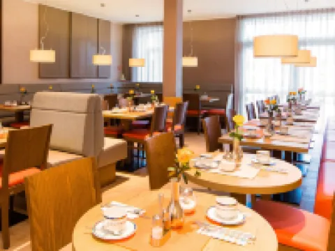 Ambient Hotel am Europakanal Hotels in Furth