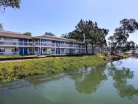 Motel 6 Oakland, CA - Embarcadero Hotéis em Oakland