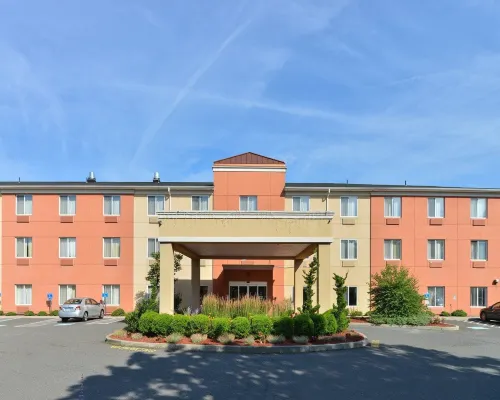 Quality Suites Hotels in Fairfield