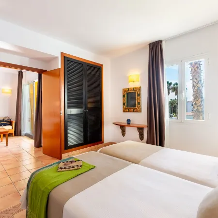 Vibra Blanc Palace Aparthotel