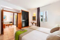 Vibra Blanc Palace Aparthotel Hotels in Cala Blanca