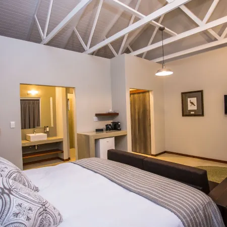 Hamiltons Lodge & Restaurant Отели в г. Малелане