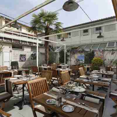 The Originals City Hôtel les Thermes de lAvenue Dax Dining/Meeting Rooms