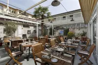 The Originals City Hôtel les Thermes de lAvenue Dax Hotels in Dax