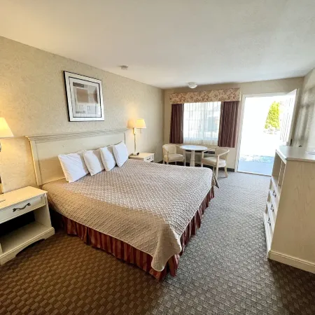 Court Plaza Inn & Suites of Mackinaw Hotels in Cheboygan County