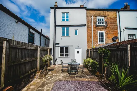 No8 Chepstow Отели в г. Деводен