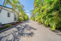 เอเมอรัลด์ โมเทลแอนด์อพาร์ทเมนท์