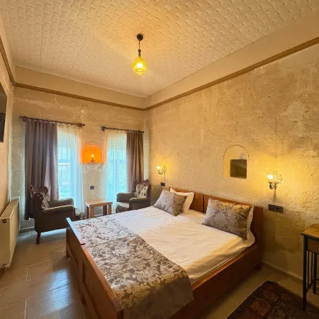 ELYSEE CAVE HOUSE