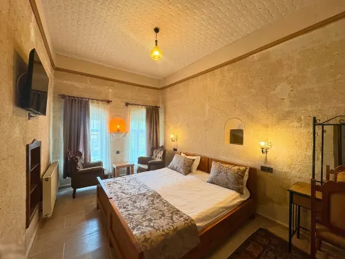 ELYSEE CAVE HOUSE
