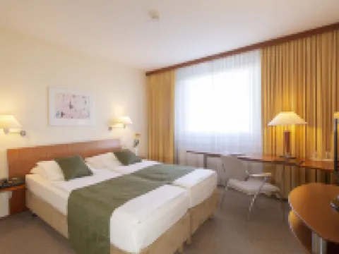 グロバナ エアポート ホテル ノルドサクセンのホテル