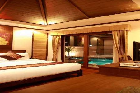 Kanok Buri Resort Отели рядом с достопримечательностью «Центр культуры о. Самуи (Dusit Dheva)»