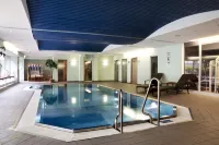 Courtyard Dresden - Kolam Renang