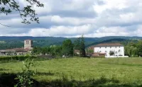 Domaine la Reveille Hotels in Saint-Julien-d'Ance