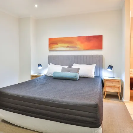 Indulge Apartments - Langtree