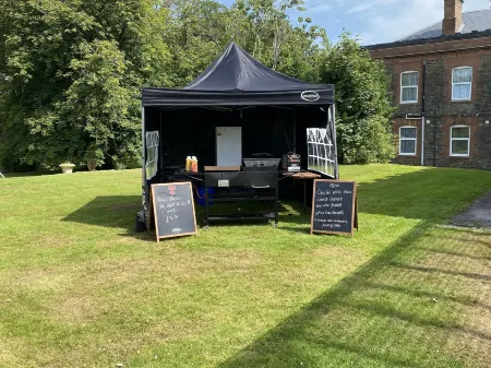 Ernespie House Hotel Отели в г. Далбитти