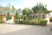 Country Motel Koboko Hotel di Koboko